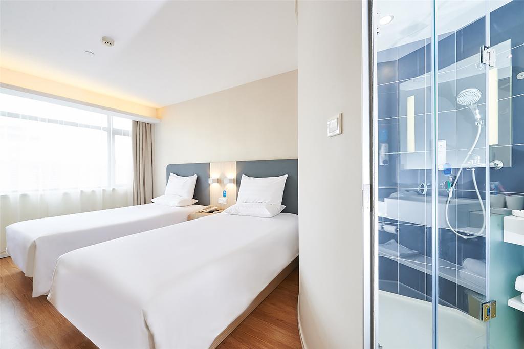 Hanting Express Zhengzhou Ruhe Road Екстер'єр фото