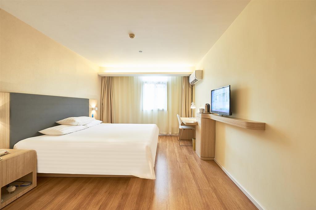 Hanting Express Zhengzhou Ruhe Road Екстер'єр фото